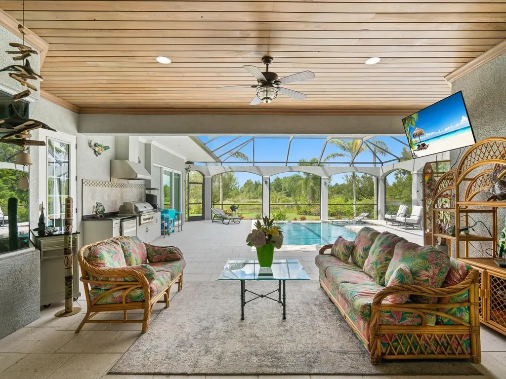 16131 Daysailor Trail Lakewood Ranch FL 34202