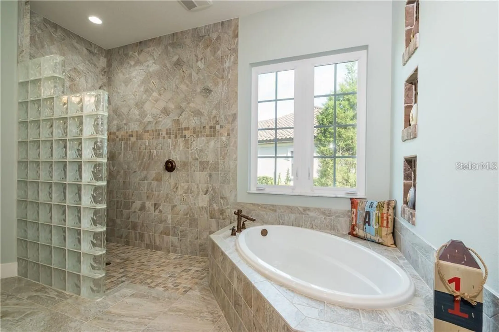 16131 Daysailor Trail Lakewood Ranch FL 34202