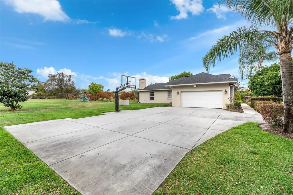 8704 Benoit Avenue Orlando FL 32836