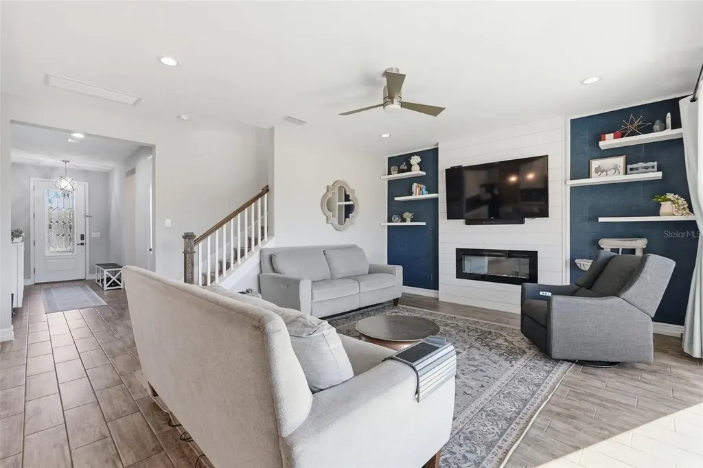 12112 Rustic River Way Tampa FL 33635
