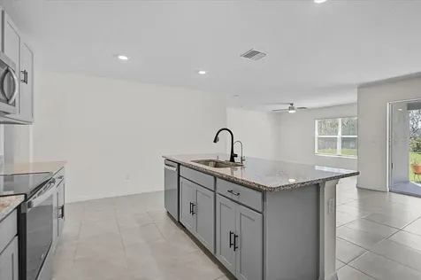 17319 Wheatberry Boulevard Parrish FL 34219