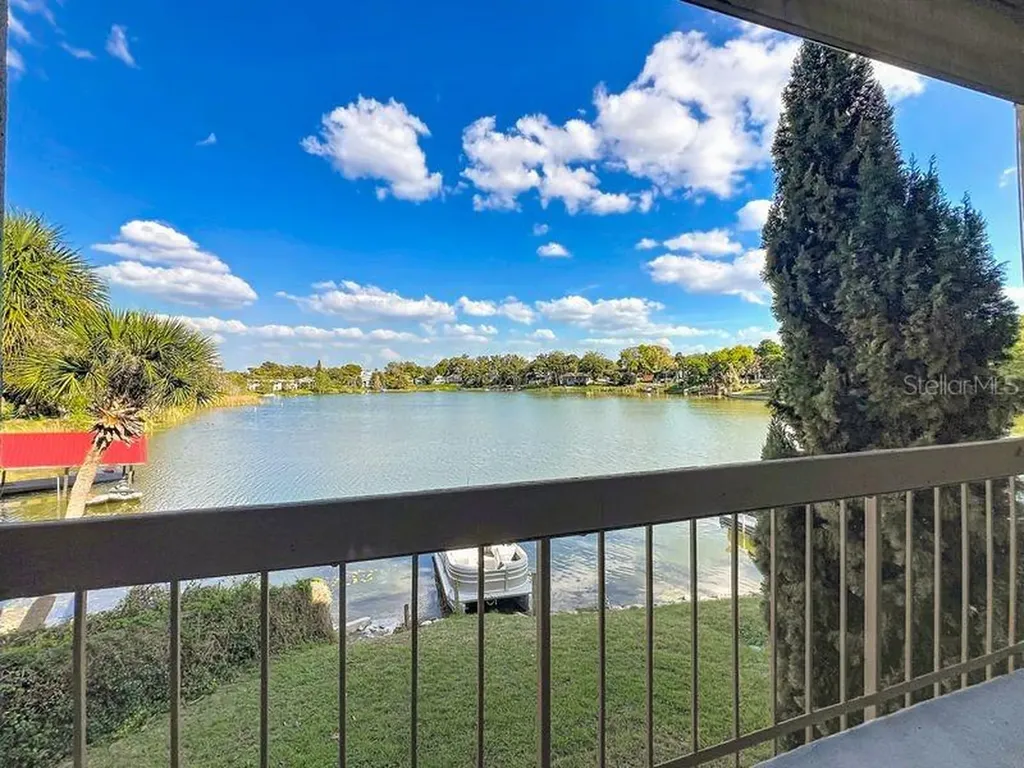 626 Orange Drive Altamonte Springs FL 32701