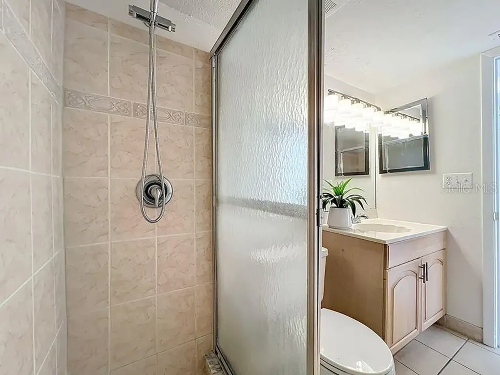 626 Orange Drive Altamonte Springs FL 32701