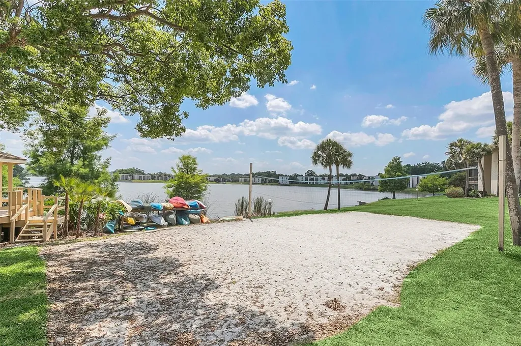 626 Orange Drive Altamonte Springs FL 32701