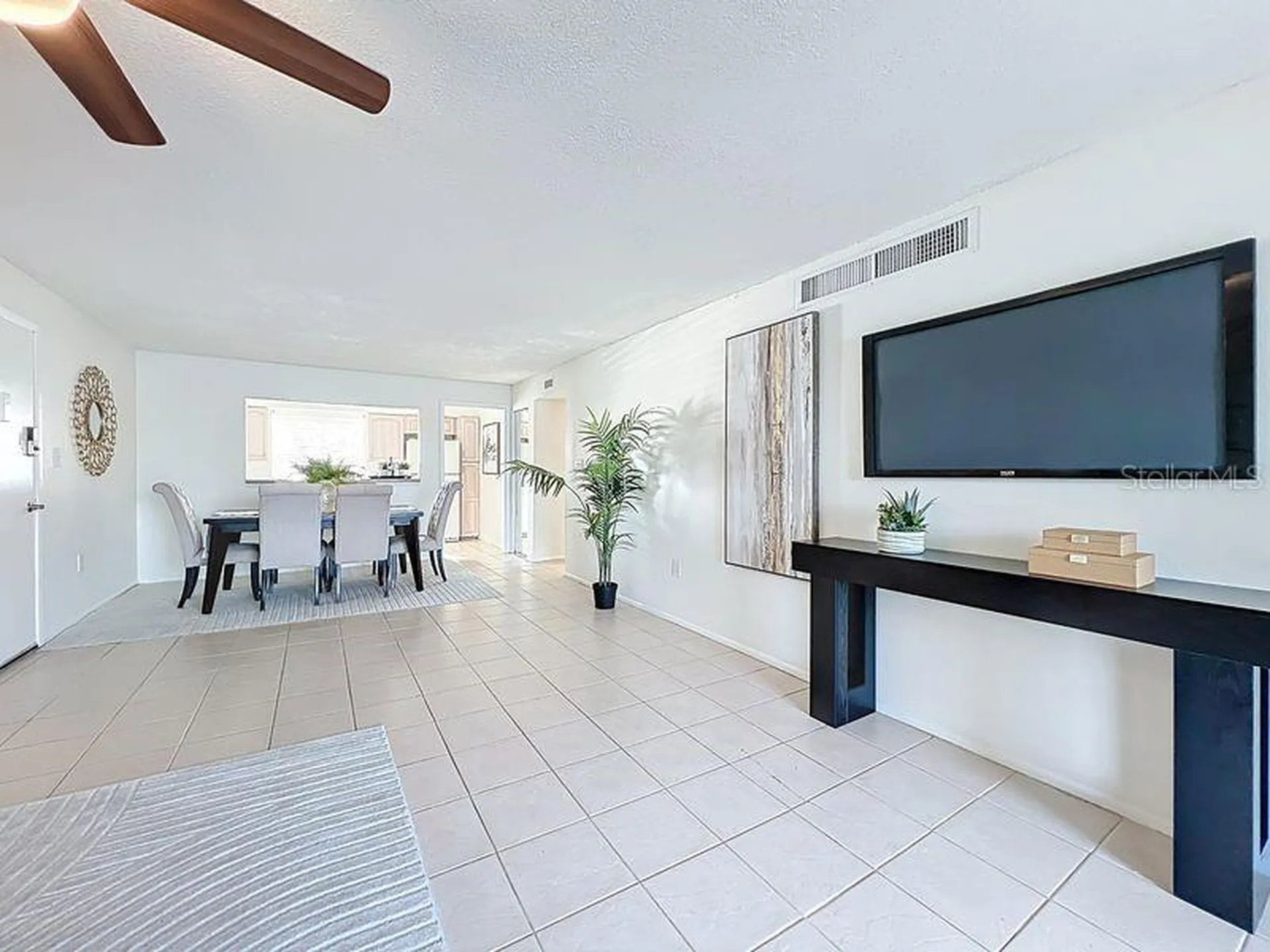 626 Orange Drive Altamonte Springs FL 32701