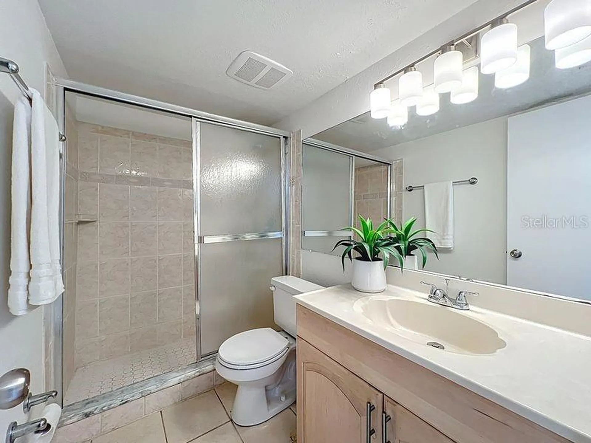 626 Orange Drive Altamonte Springs FL 32701