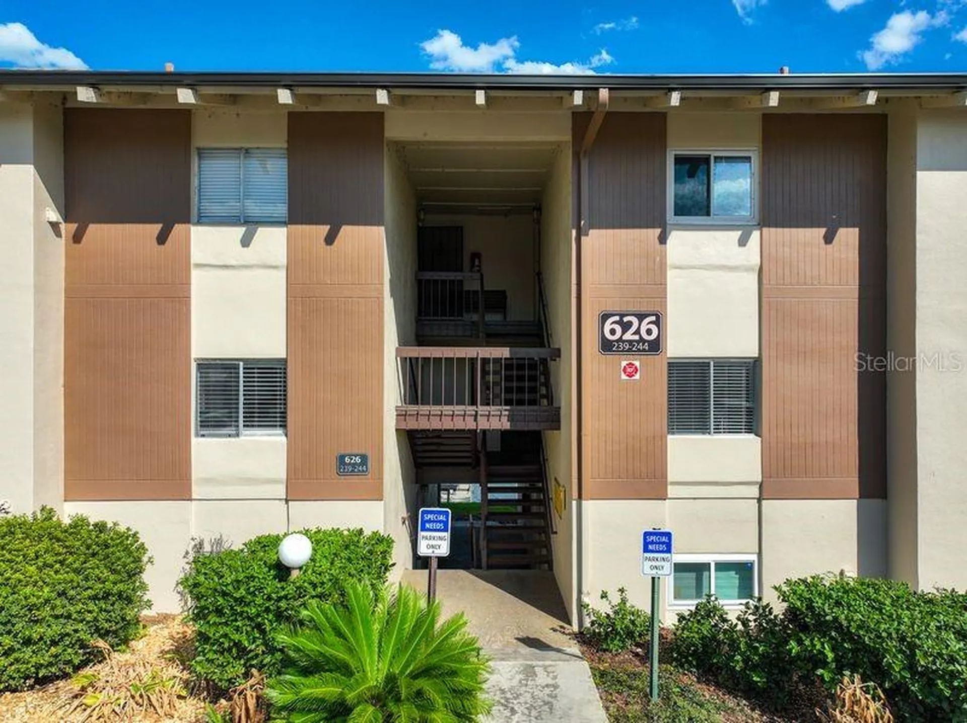 626 Orange Drive Altamonte Springs FL 32701