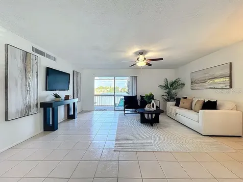 626 Orange Drive Altamonte Springs FL 32701