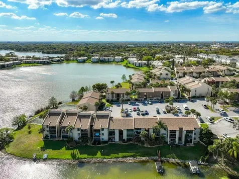 626 Orange Drive Altamonte Springs FL 32701