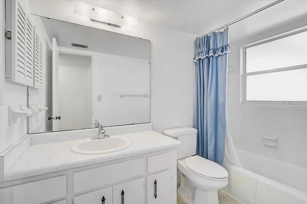 2875 Swifton Drive Sarasota FL 34231