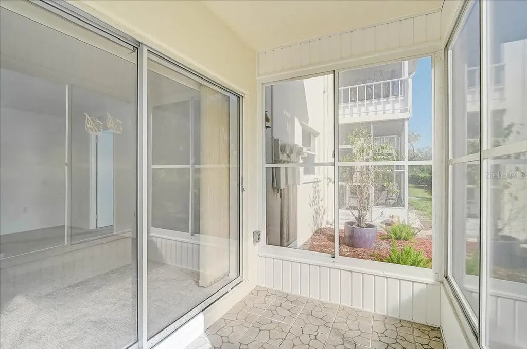2875 Swifton Drive Sarasota FL 34231
