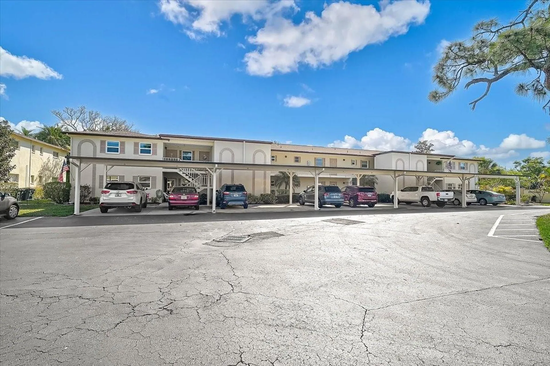 2875 Swifton Drive Sarasota FL 34231