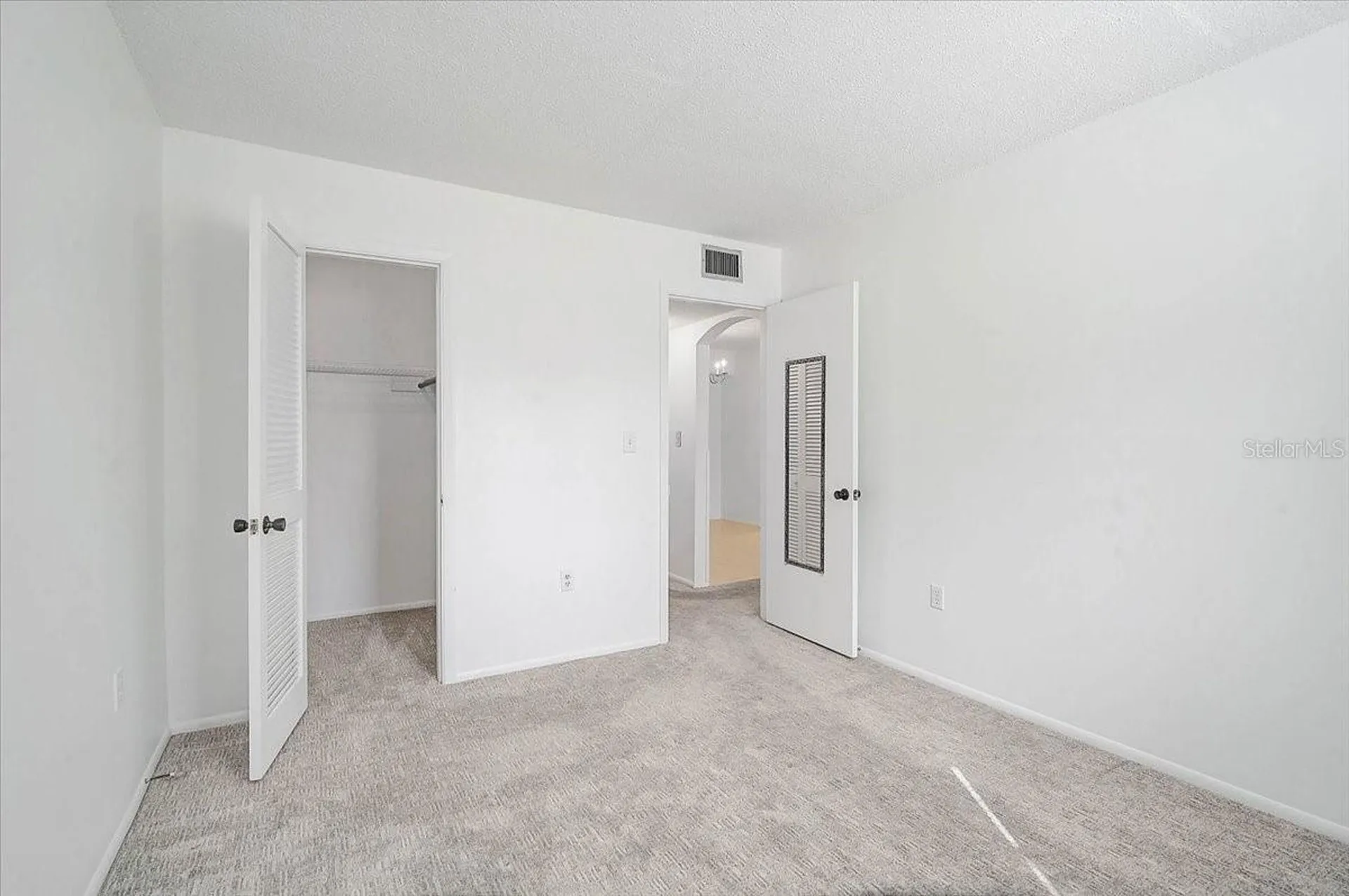 2875 Swifton Drive Sarasota FL 34231