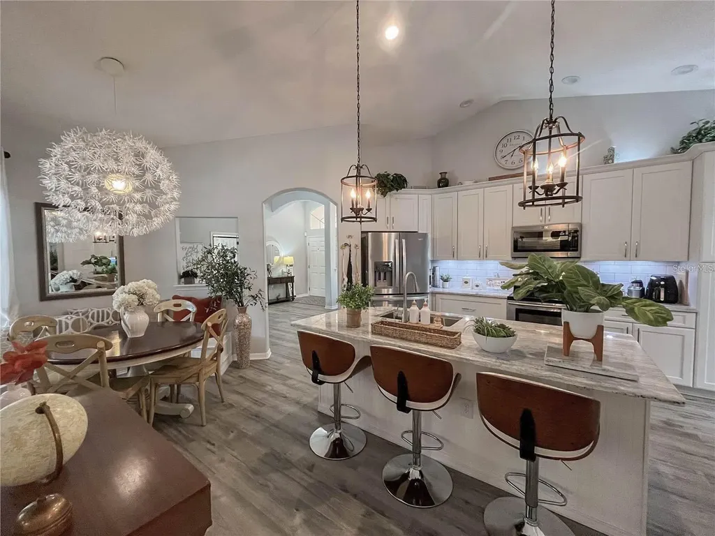 4208 34th Street E Bradenton FL 34208
