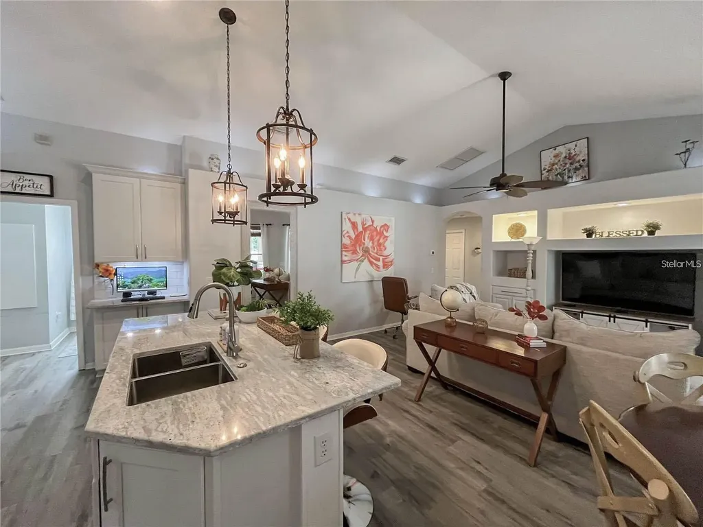 4208 34th Street E Bradenton FL 34208
