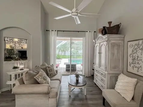 4208 34th Street E Bradenton FL 34208
