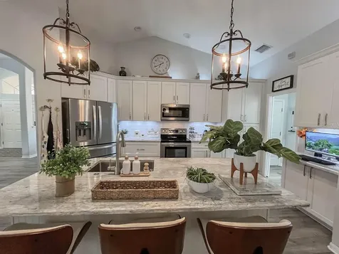 4208 34th Street E Bradenton FL 34208
