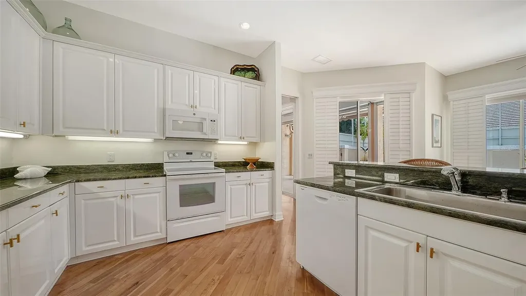 61 Bayhead Lane Osprey FL 34229
