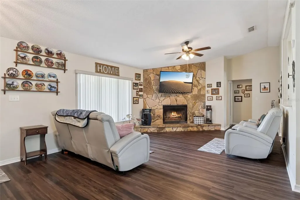 199 Paul Mcclure Court Casselberry FL 32707