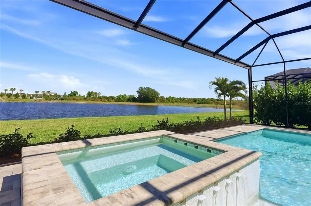 8340 Sea Glass Court Sarasota FL 34240