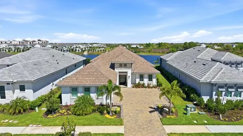 8340 Sea Glass Court Sarasota FL 34240
