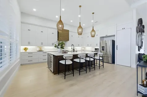 8340 Sea Glass Court Sarasota FL 34240