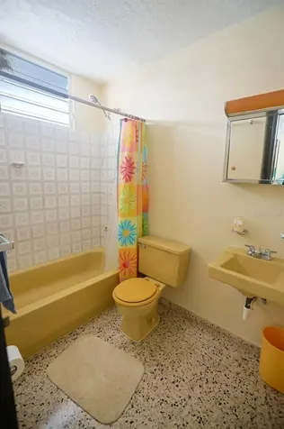 221 Calle Manati Rio Grande PR 00745