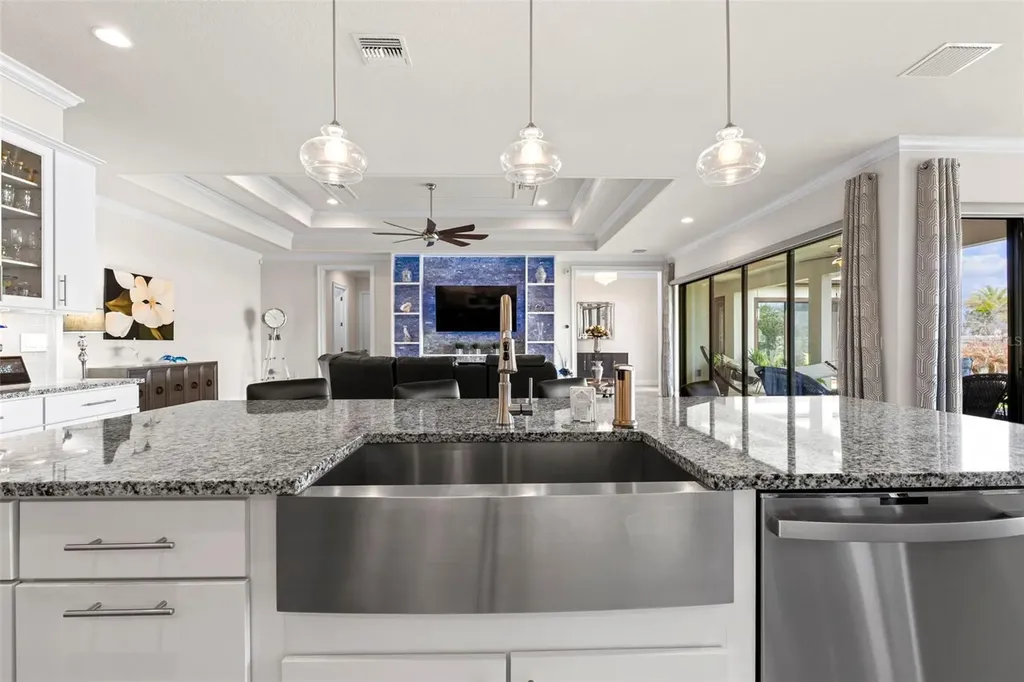31865 Tortuga Shore Loop Wesley Chapel FL 33545