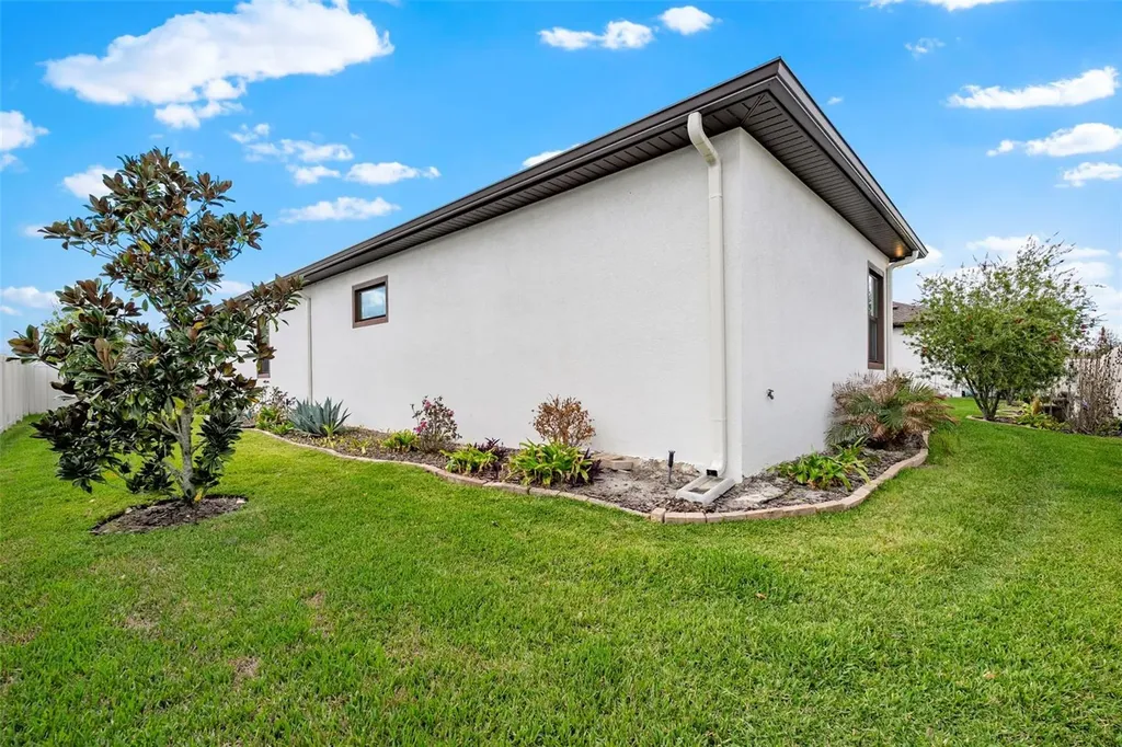 31865 Tortuga Shore Loop Wesley Chapel FL 33545