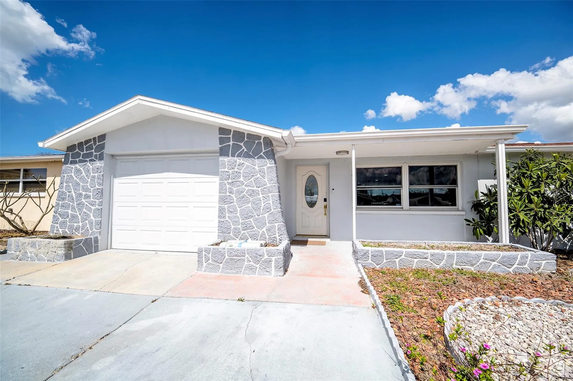 4301 Westwood Drive Holiday FL 34691