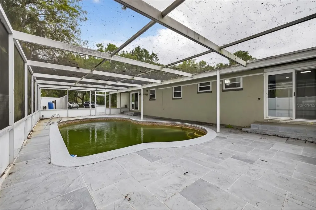 19514 N Dale Mabry Highway Lutz FL 33548