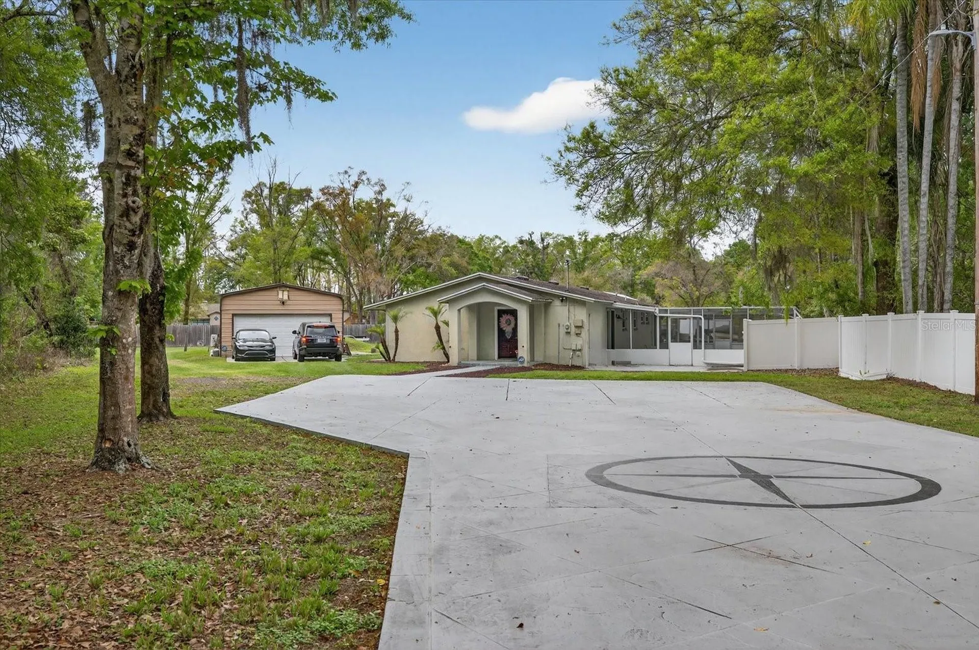 19514 N Dale Mabry Highway Lutz FL 33548
