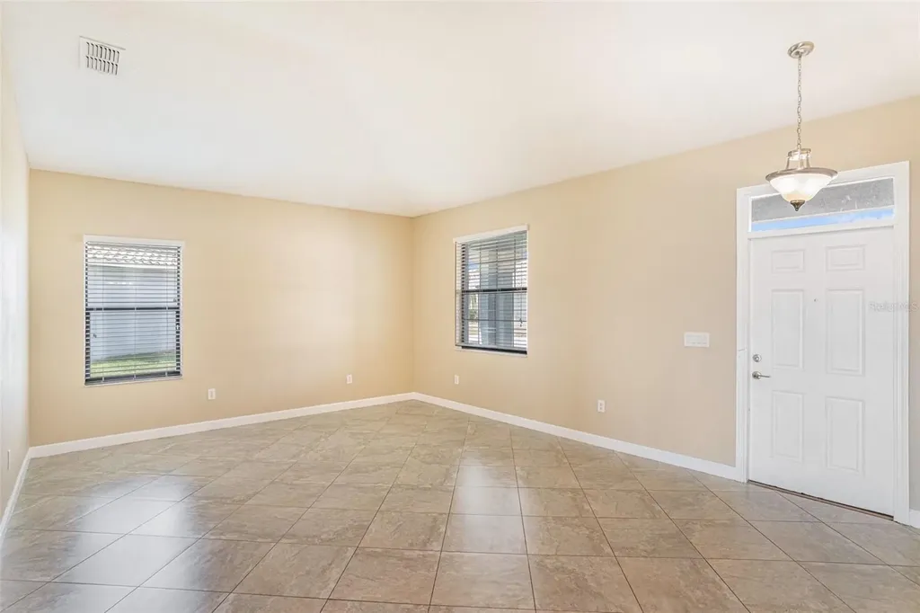 11944 N Cinnamon Fern Drive Riverview FL 33579