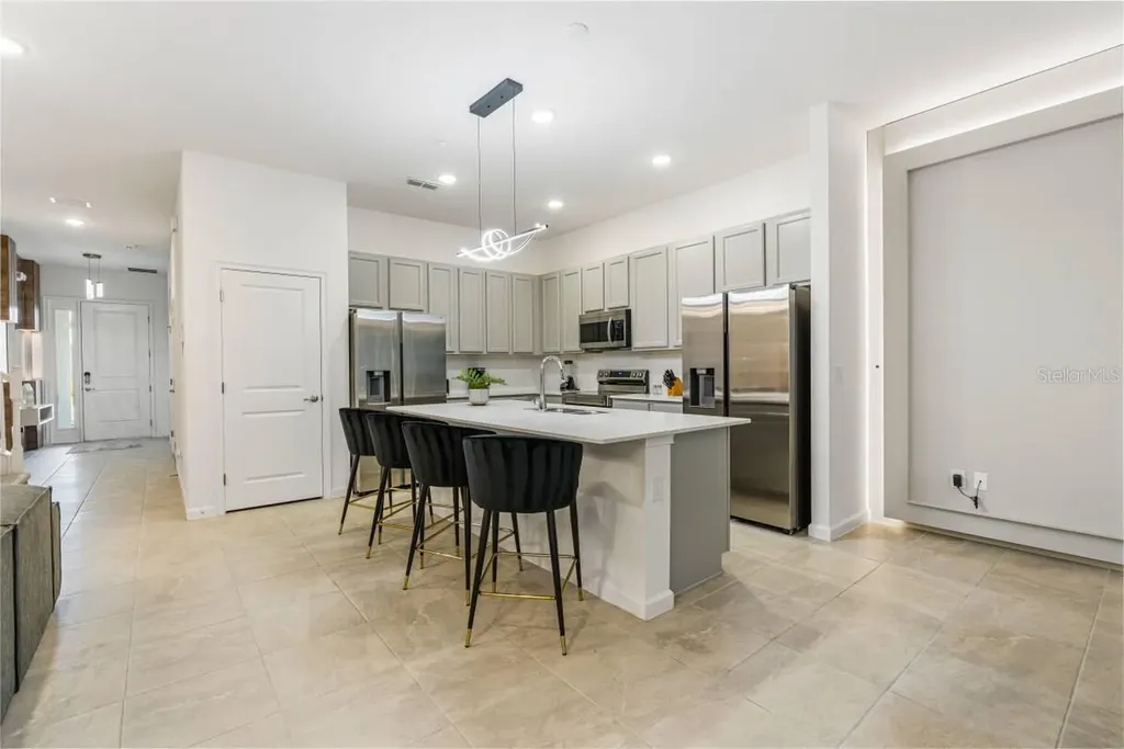5943 High Seas Drive Orlando FL 32821