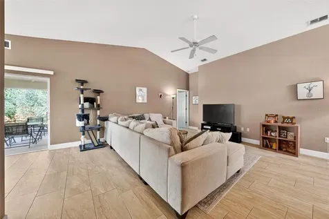 203 Ashley Loop Davenport FL 33837