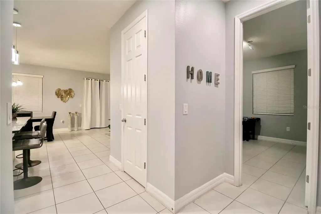 2280 Avian Loop Kissimmee FL 34741