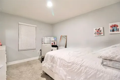 2280 Avian Loop Kissimmee FL 34741