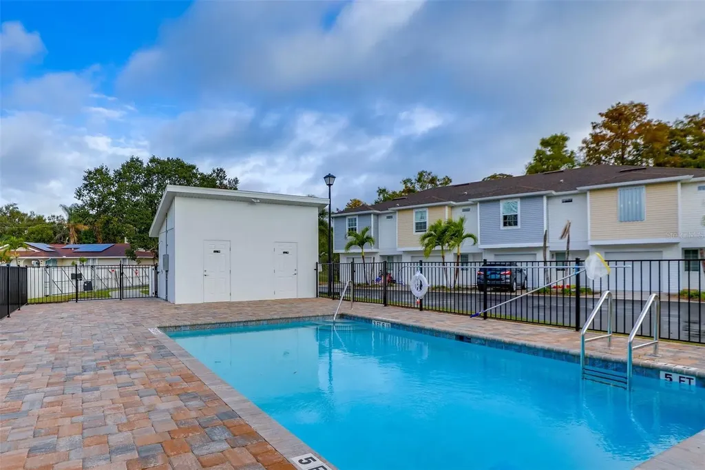 2441 6th Avenue Drive E Bradenton FL 34208