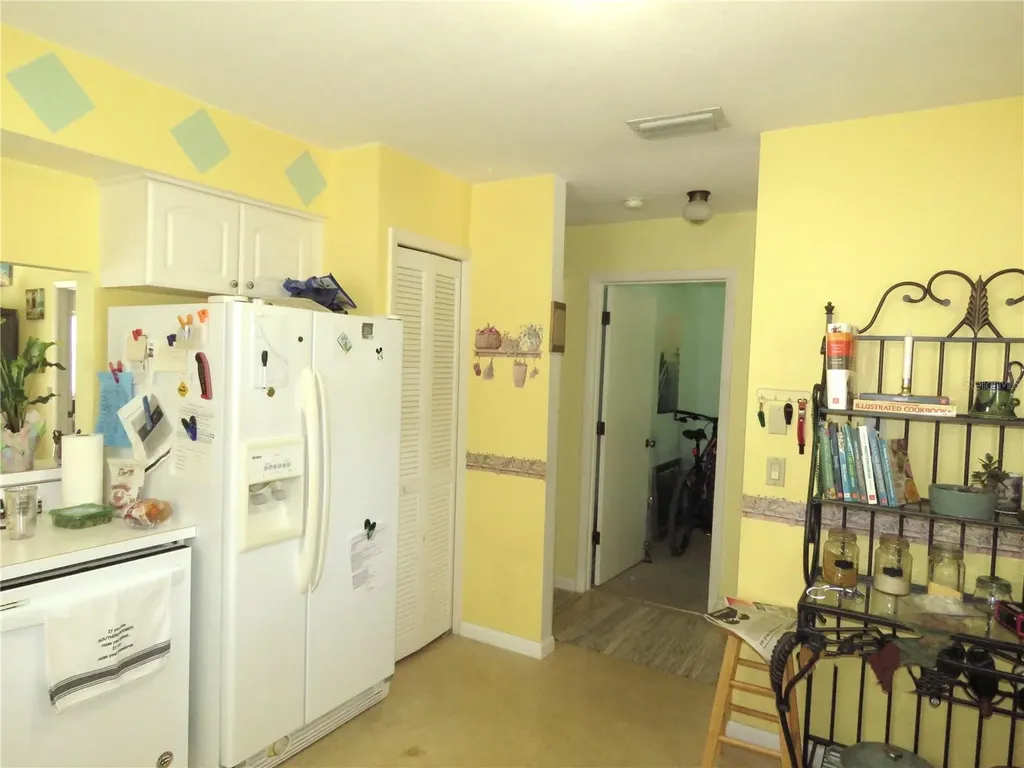 418 Narvaezi Street Venice FL 34285