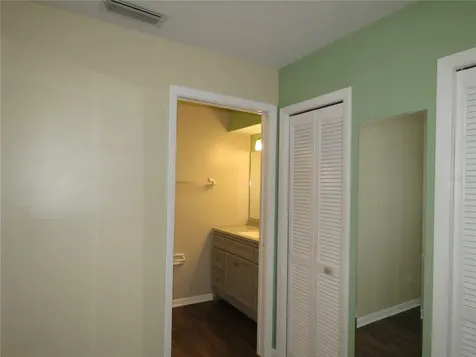 418 Narvaezi Street Venice FL 34285