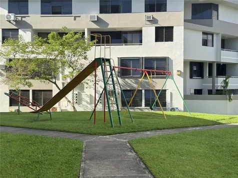 1306 Monte Carlo Rio Piedras PR 00924