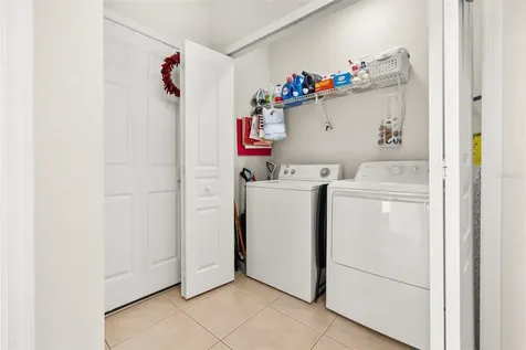 1256 Romani Avenue Davenport FL 33896