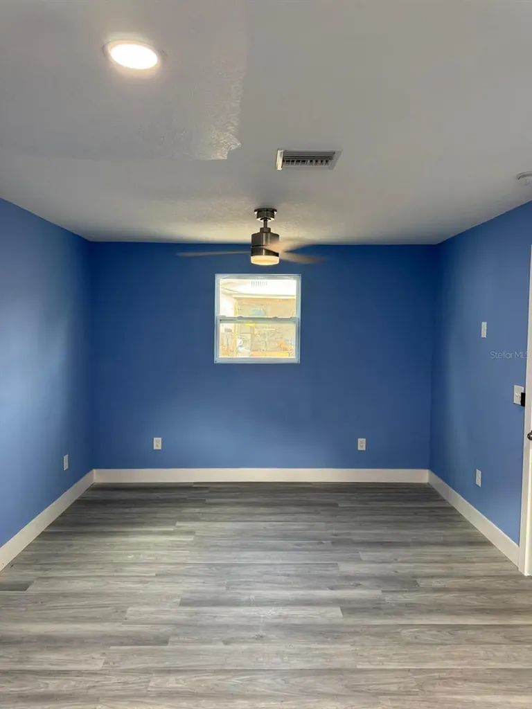 8517 N Highland Avenue Tampa FL 33604