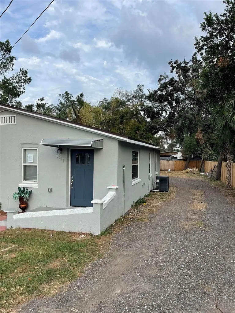 8517 N Highland Avenue Tampa FL 33604