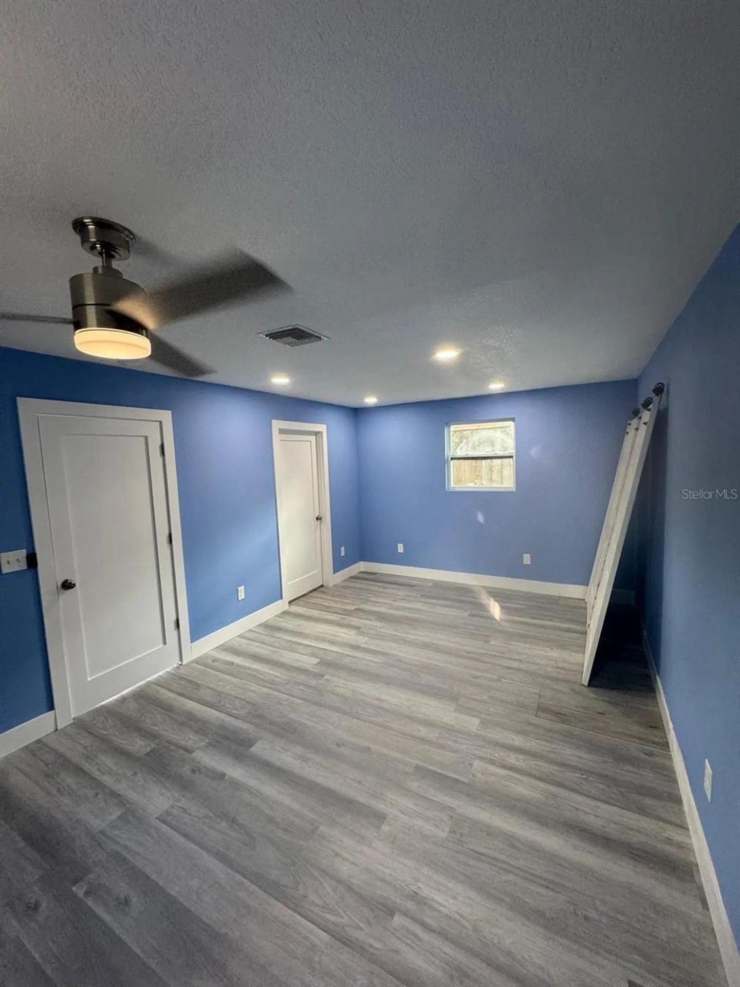 8517 N Highland Avenue Tampa FL 33604