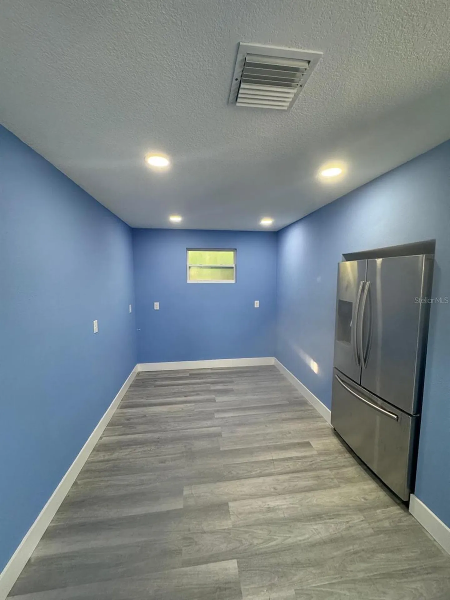 8517 N Highland Avenue Tampa FL 33604