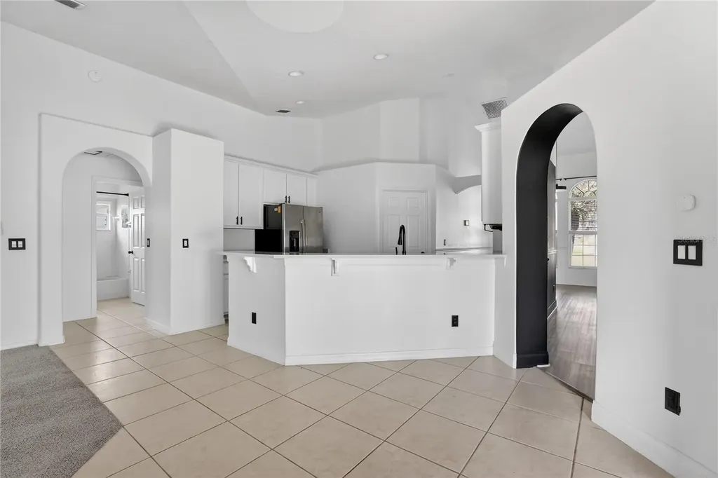 1042 Chamberlin Trail St Cloud FL 34772