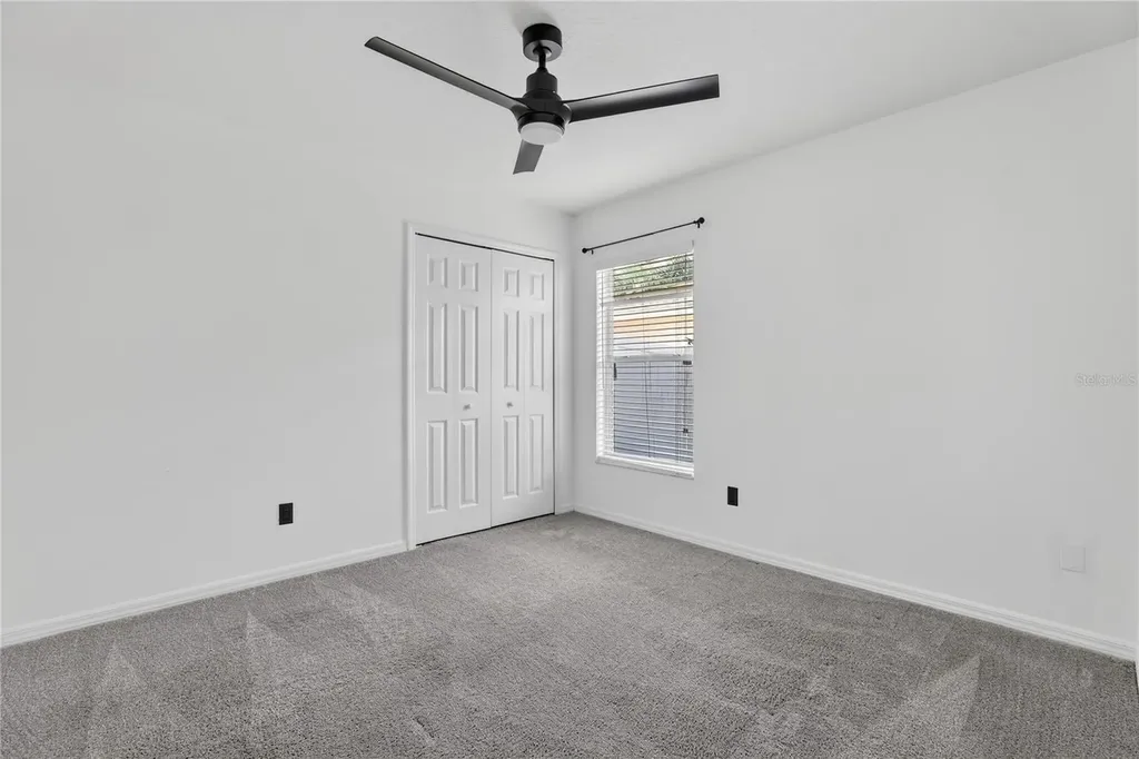1042 Chamberlin Trail St Cloud FL 34772