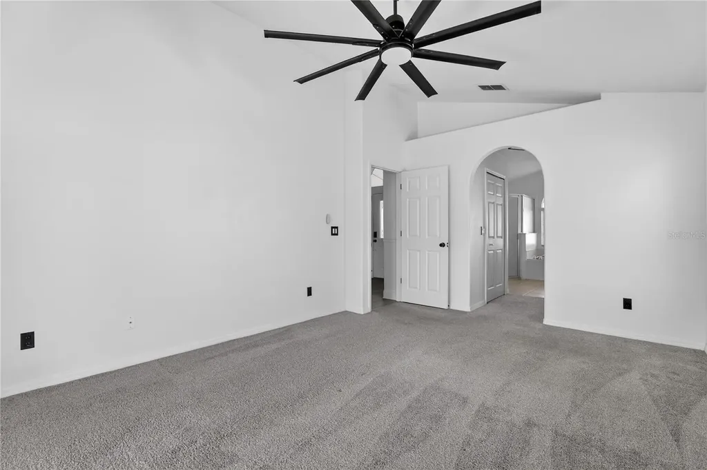 1042 Chamberlin Trail St Cloud FL 34772