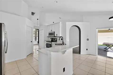 1042 Chamberlin Trail St Cloud FL 34772